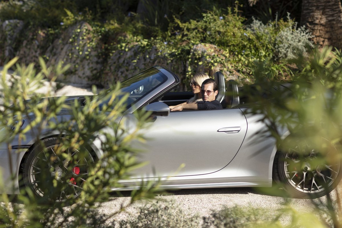 sttropezhouse's tweet photo. Always arrive in style in #StTropez. It's the only way.

@tomclaeren knows how it's done as he arrives to Villa Las Brisas.

https://t.co/MRGP9hp53H https://t.co/vfFwTwPwcg