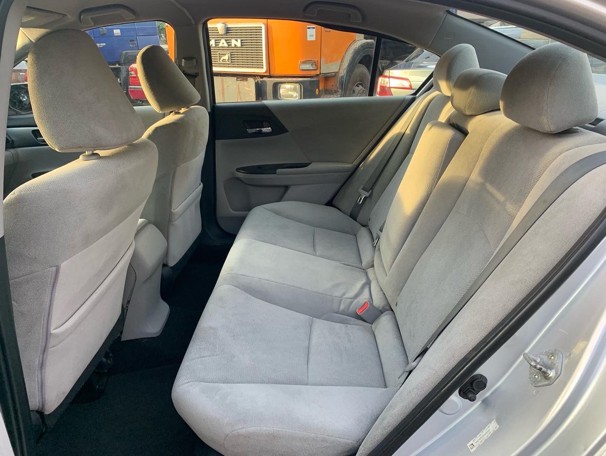 ArewaAuto's tweet image. PLS👏👏👏RETWEET 

FOR SALE!!!

HONDA ACCORD 
YEAR:2013

PRICE:4.8M💰💰💰
LOCATION: SOKOTO 
CONDITION: FOREIGN USED 

DUTY✅
DM📩
WHATSAPP📲08032629387
CALL📞08032629387 
#arewamotors #referandearn #luxury