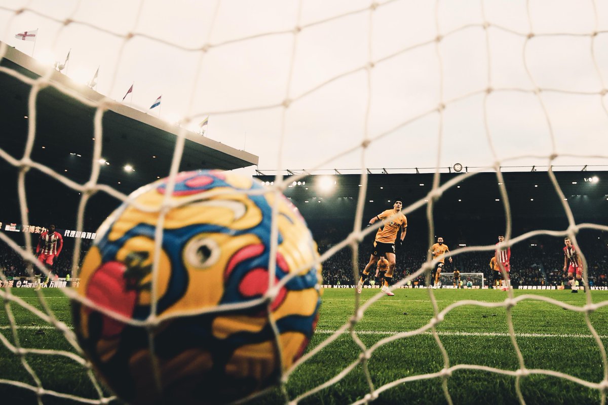 WolvesEspanol's tweet photo. 🎯 @Raul_Jimenez9 🇲🇽 https://t.co/Ieo82jPPSO