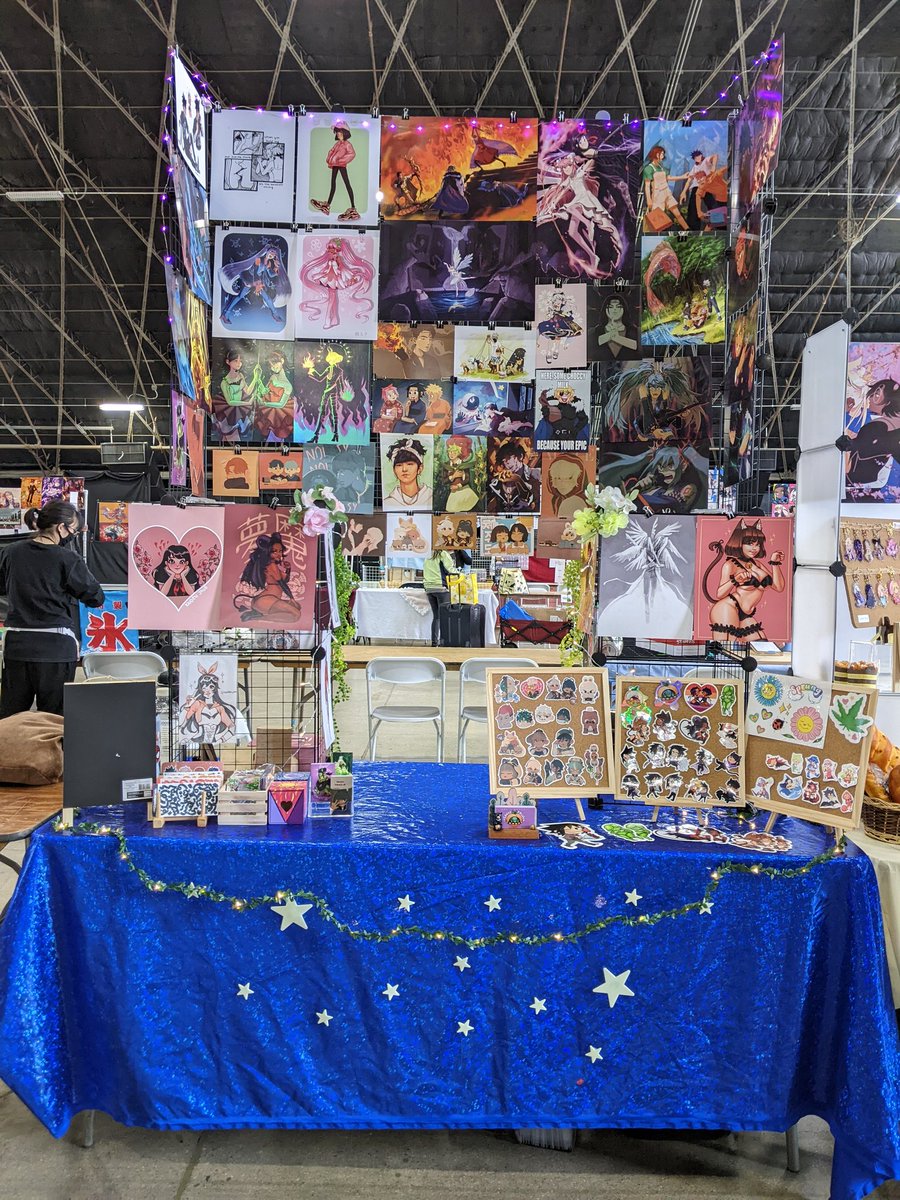 spacefruitshop's tweet photo. We are at Anime Impulse #1304!! Come say hello to me (@Kaiden_Jane), @mayooracha,and @TangerineGod/@Tangerinemesss !!! 
Definitely one of our most sexy setups we have done https://t.co/AAzX0HtUrO