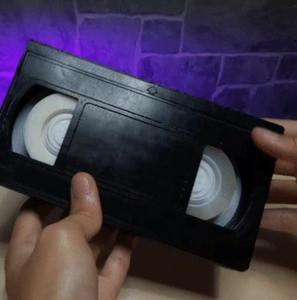 Best_of_FML's tweet photo. VHS tape dispenser. Literally.
 #didnotknowiwantedthis #mewant #ineedthis #iwantthis #products #interesting #surprising #instagood #art #design #technology #science #instadaily #artist #engineering #artwork #architecture #tech #lifestyle #education #vira… https://t.co/u0L1w1kStJ https://t.co/MZ0BzkVm7o