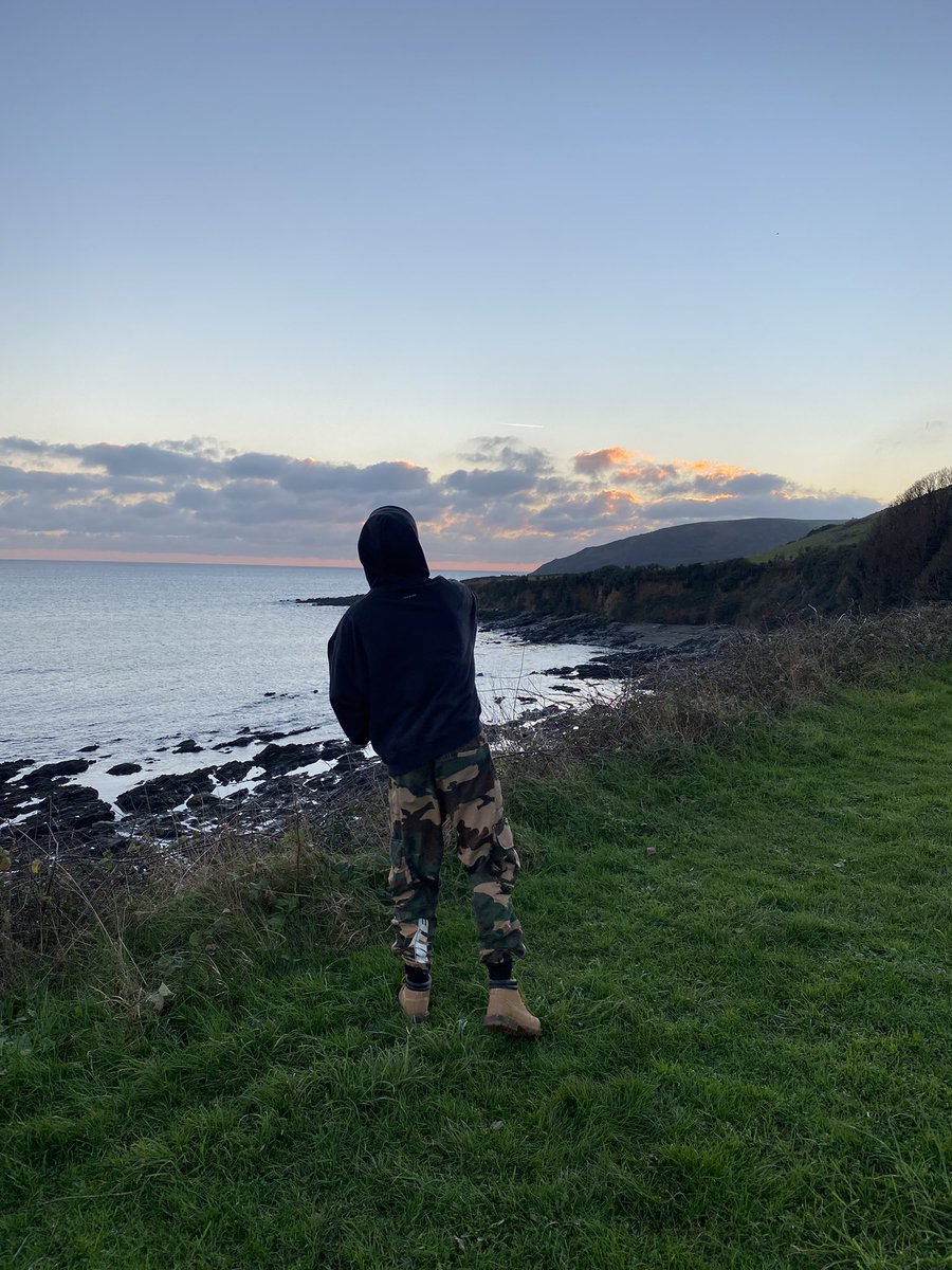 1LoganHenderson's tweet image. Takin a moment…
How are you?