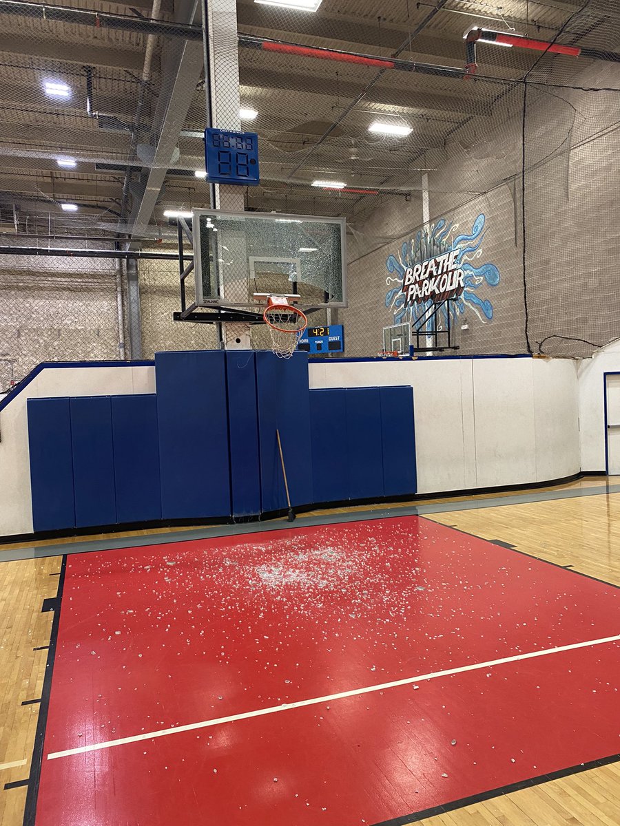 Coach Huffman (@huffmancoach) on Twitter photo 6’9 Class of 2022 <a href="/evanmeyer_03/">Evan Meyer</a> has been dunking hard lately, it was only a matter of time 🤦🏻
Good news is - he’s still available…as long as your rims can handle him 6’9 Class of 2022 <a href="/evanmeyer_03/">Evan Meyer</a> has been dunking hard lately, it was only a matter of time 🤦🏻
Good news is - he’s still available…as long as your rims can handle him