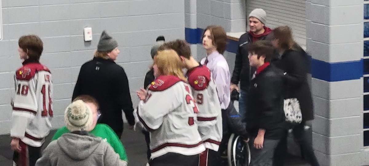 Suomiblacksmith's tweet photo. So proud of Cowboy and the Cardinal team, able to spend time before today's game with their "Dream Catchers Baseball" buddies from this summer's game. A great organization.
#communityinvolvment https://t.co/BDGEENdLTu