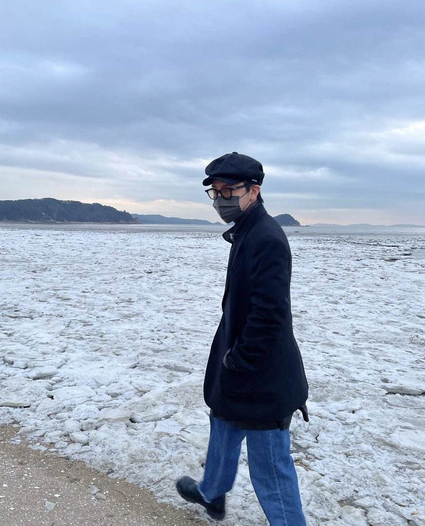 donghunbbl's tweet photo. 📷 IG post

“얼음바다”

“ice sea”

(1/2) https://t.co/TwqFKXM0eV