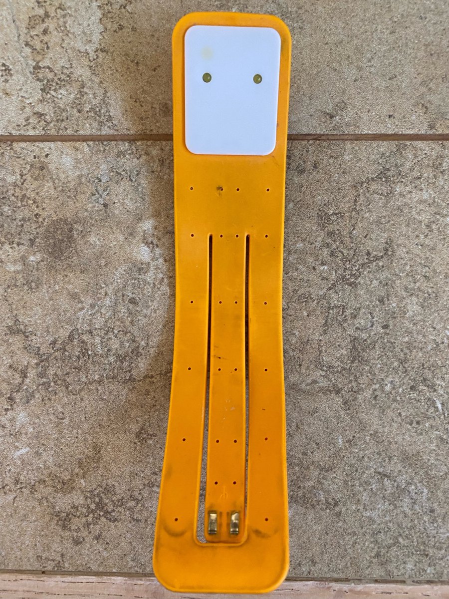 CrytzerFry's tweet image. Help, #booknerds...My favorite #booklight - a Moleskine - died and they don't make them any longer. Any recommendations for clip-on, nighttime #reading? @UtahMomsLife @BooksBantering (discoloration shows just how MANY years of use it got!)