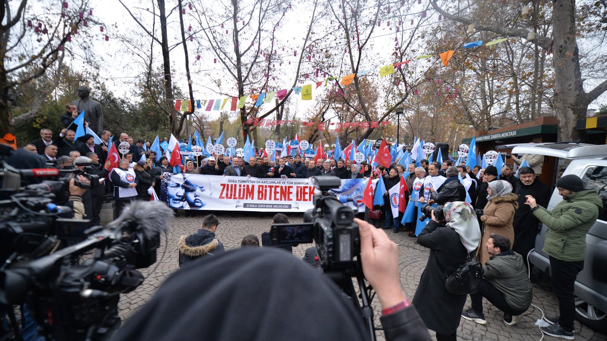 Doğu Türkistan’ın İşgali,İnsanlığın İhmalidir

Çin'de olimpiyatlara katılacak sporcuları,Doğu Türkistan’daki zulmü tüm dünyaya duyurmak için her skordan sonra esareti işarete,özgürlüğe davete çağırıyoruz.

#Hashtag’a destek,#DoğuTürkistan’a ses ver!

#score4rights2022