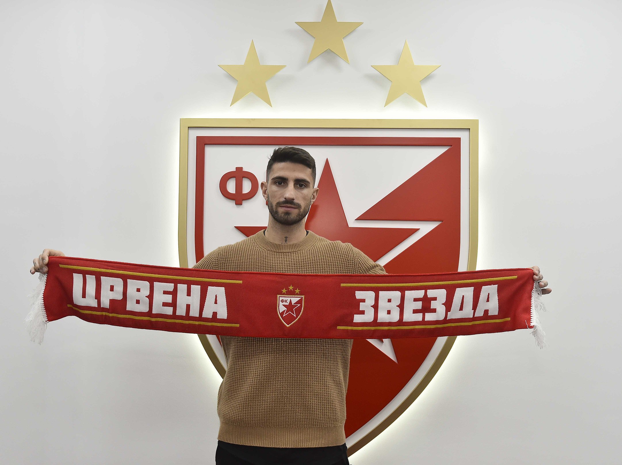 News Central в Twitter: „OFFICIAL: Red Star Belgrade full-back Cristiano Piccini on free transfer from Valencia. https://t.co/y2le7bqUkt“ / Twitter