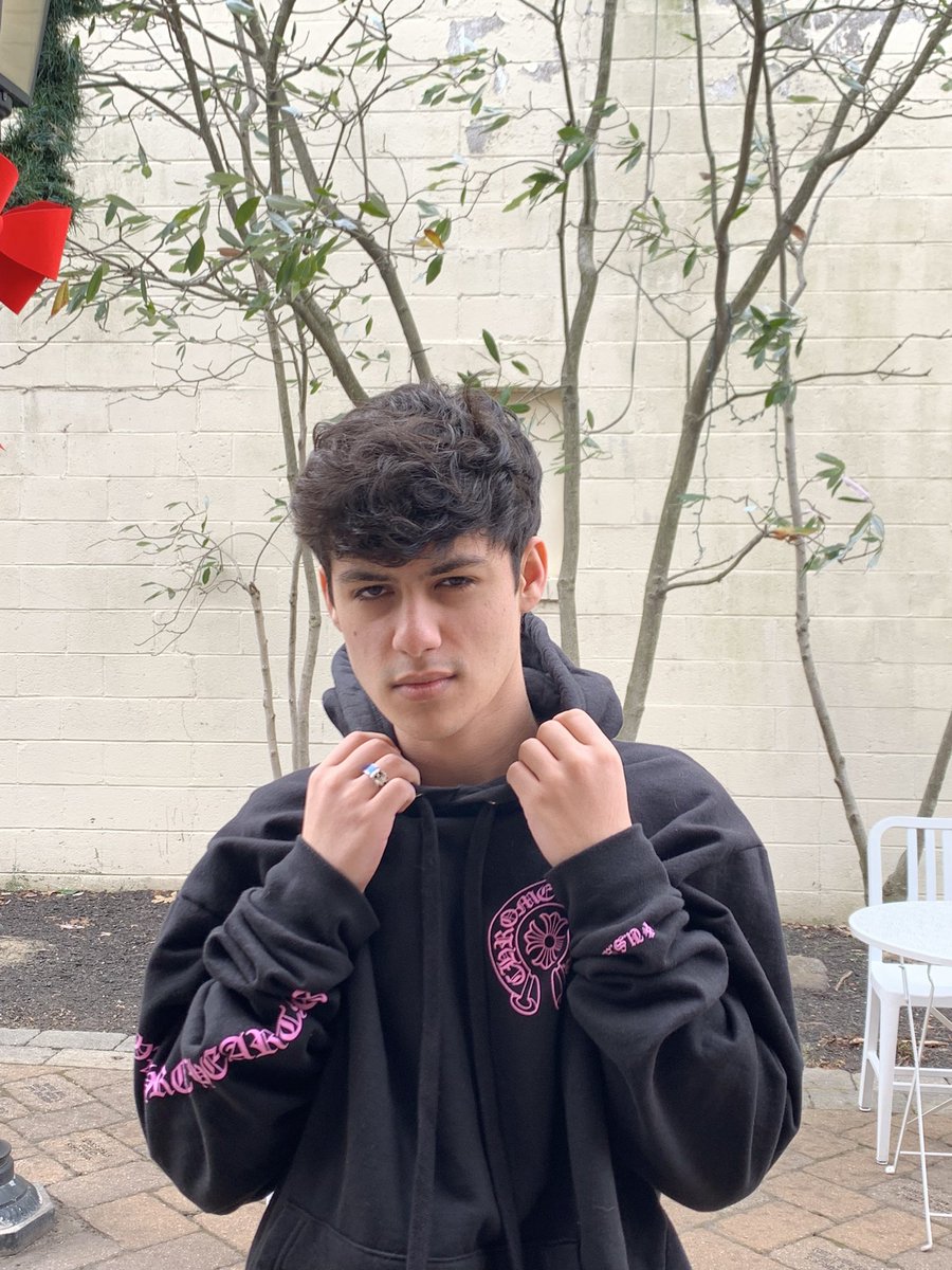 Stable Ronaldo tweet media