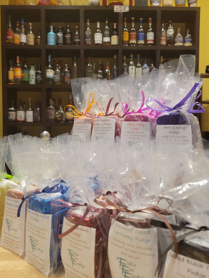 HilaryFudgeLady's tweet photo. This week i've been setting up some pairing events where AFFF will be with our gourmet fudge starting next month.
Do you have any events that you think our fudge would be perfect for? Drop us a message & we will see you at an event soon.
#Saturdaysanity #fudge #winepairing https://t.co/B4u750dDZI