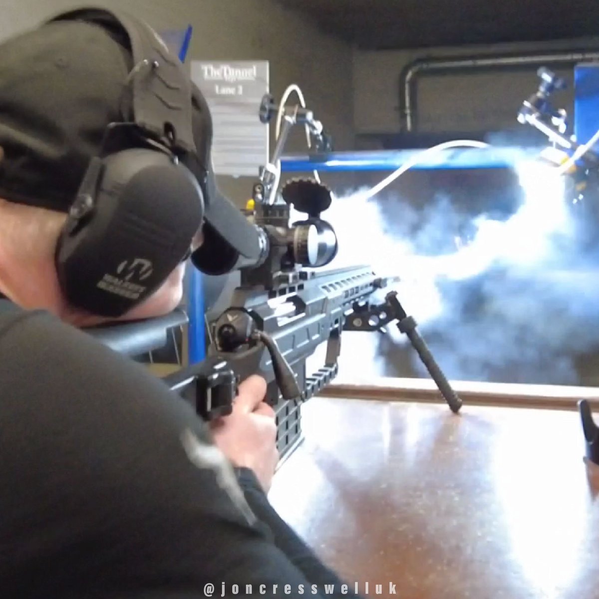 joncresswelluk's tweet photo. #victrixarmaments #teamjackal #clickasnap extreme slow motion filming of the Victrix Tormentum.375CT https://t.co/hK0ZTst8Qv