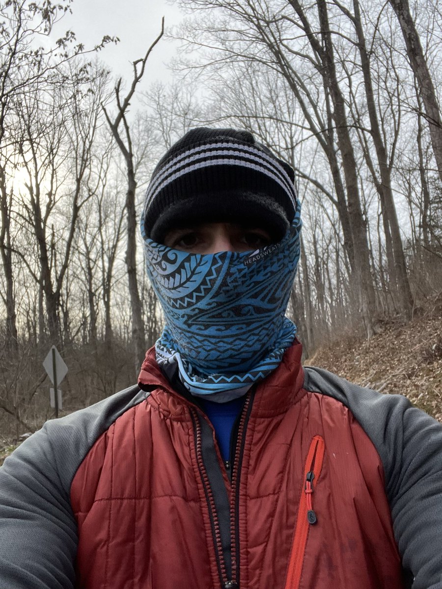 computingond's tweet image. It’s cold outside #running