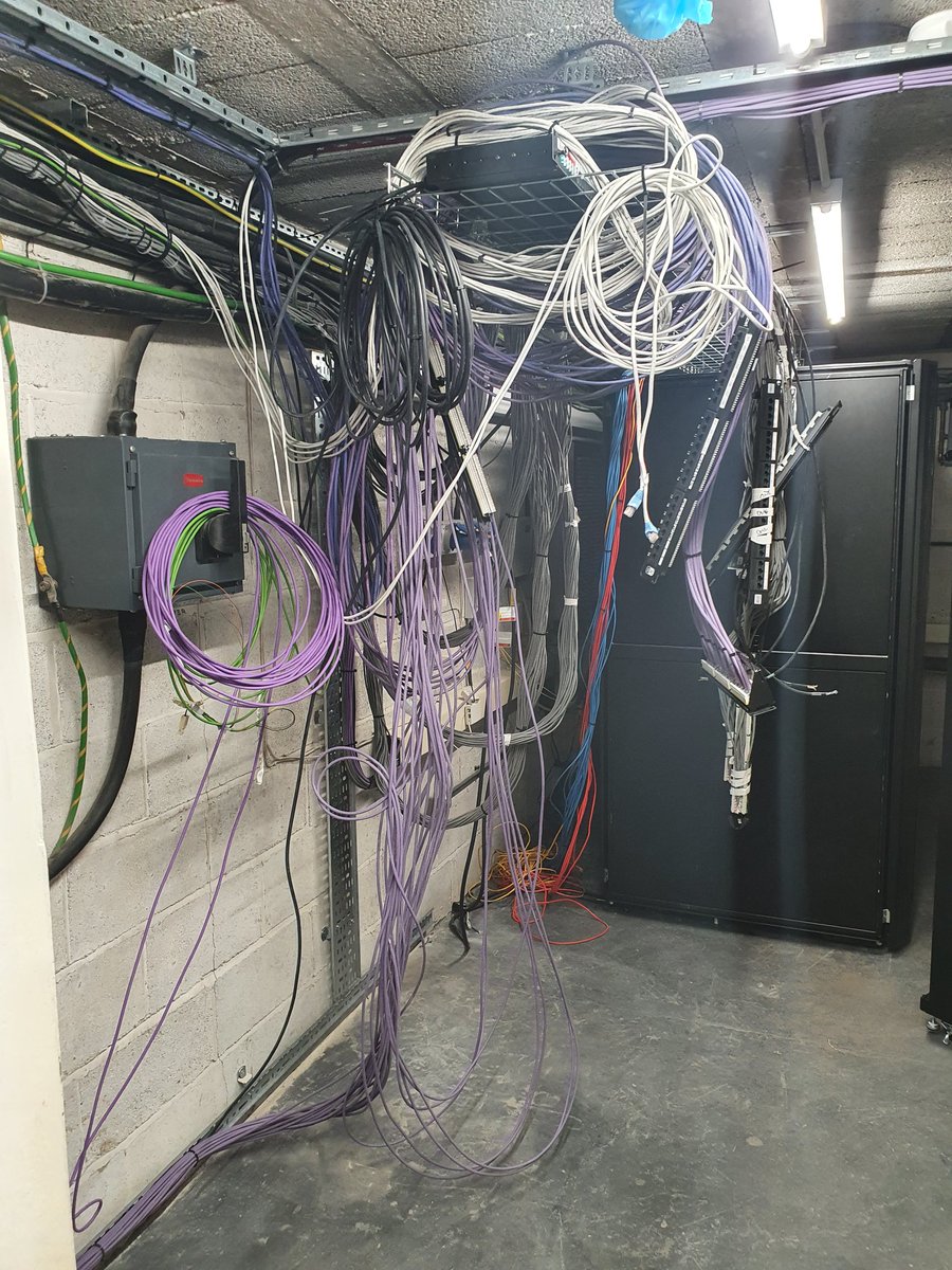 New basket and tray installed. Cables reloomed, as best you can when working with legacy cabling. Reterminated on new panels, 2 new cabs built. All network kit racked. Ready to drop looms in, rack panels and switches and repatch tomorrow. Long day but on the final straight now.