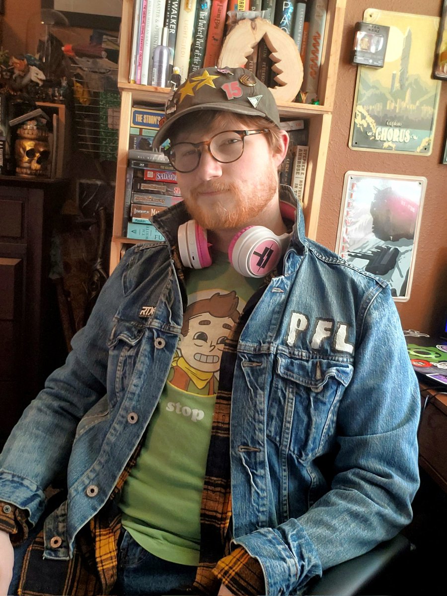 PinkGeek008's tweet photo. "Life's too short to give a shit."
-@GeoffLRamsey
It's been a rough time lately. I've felt it. But I never stop trying. RT & the RT Community just being there helps. Remember, to be nice & work hard.
& also, have fun.
#RTCommunityDay #RTCommunity #RTOOTD @RTisFashionable https://t.co/84i9oHEOwu