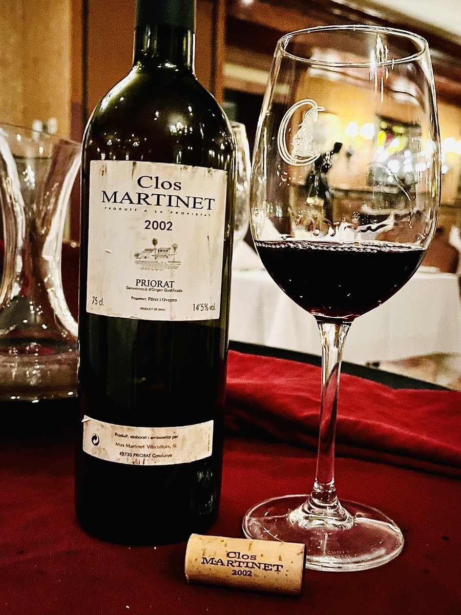 AttorneySomm's tweet photo. The 2002 Clos Martinet was remarkably youthful!
#wine #vino #closmartinet https://t.co/h6Acy1tXaN