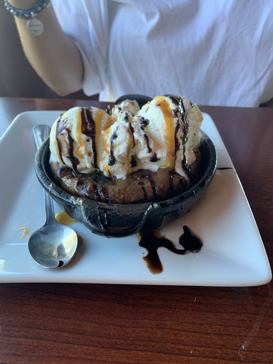 Lol. None for me!!!  
My daughter’s dessert at  #RubyTuesday. 
😱😂. #SkilletCookie