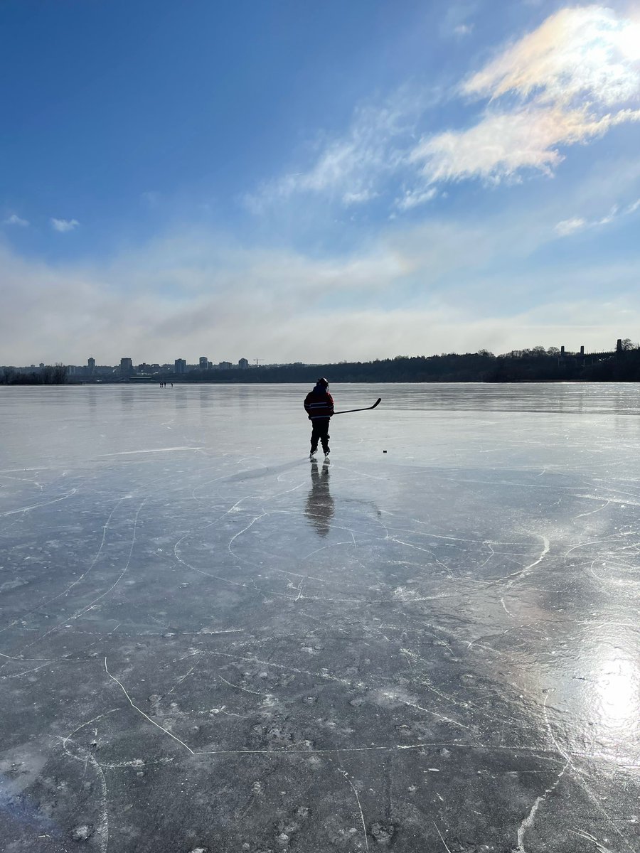 Days like this make it impossible to hate winter.