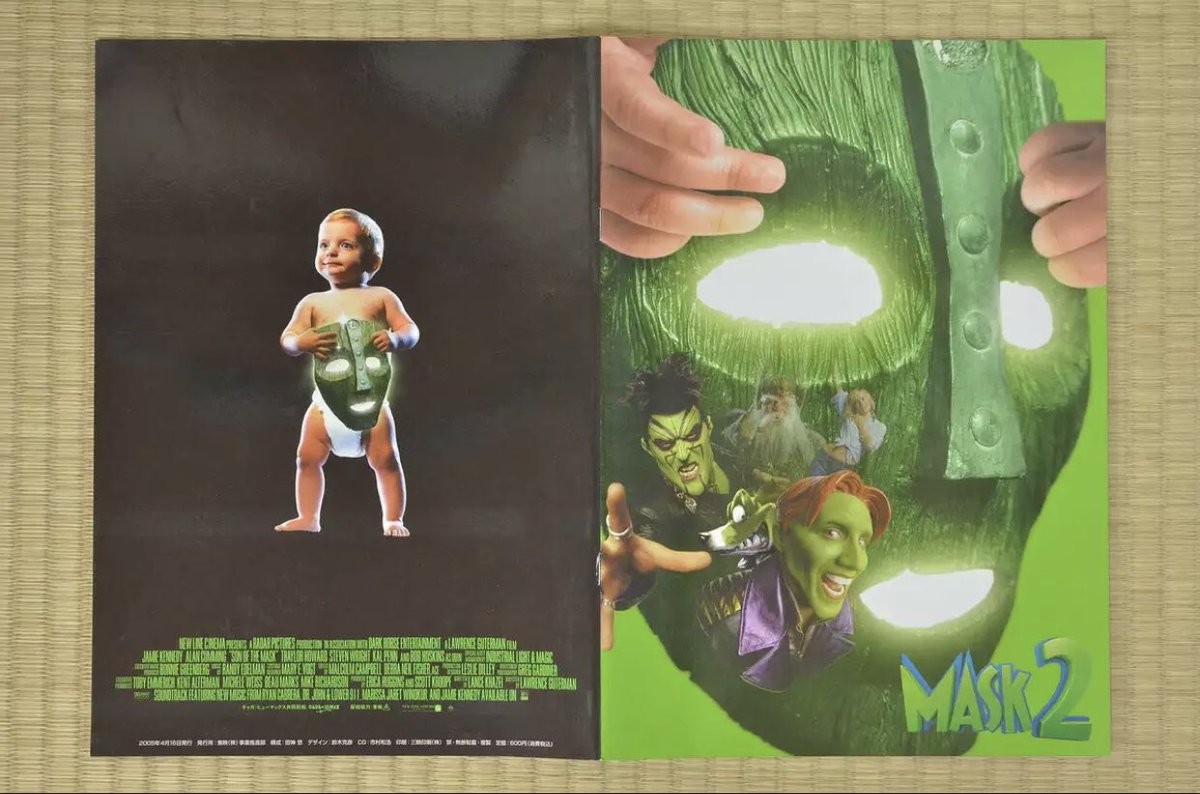 SonOfTheMaskCut's tweet photo. Haven’t been active in a bit I apologize, but I’d like to show this book with pictures from son of the mask that have been unseen for years.
#ReleaseTheGutermanKennedyCut https://t.co/r2KGcEAjs6
