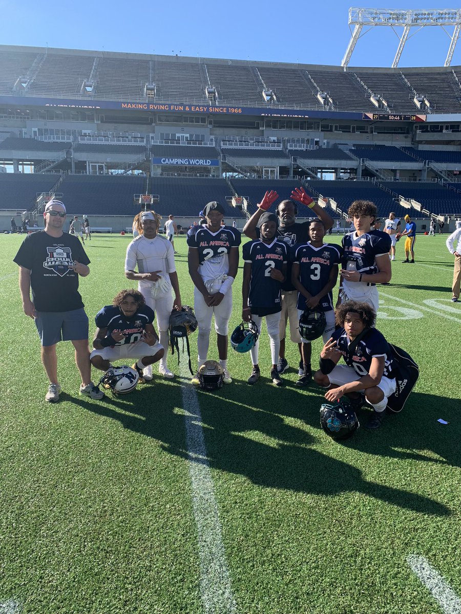 We fly high no lie!! #Ballin <a href="/JoellHolmes/">JoJo Holmes</a>  take the other guys