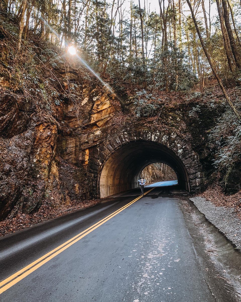 ruby_kye's tweet image. Smokey Mountains! 

#travelmodel #share #post #fashion #fashion #boudoir #boudoirwork #boudoirmodeling #fashionrunway