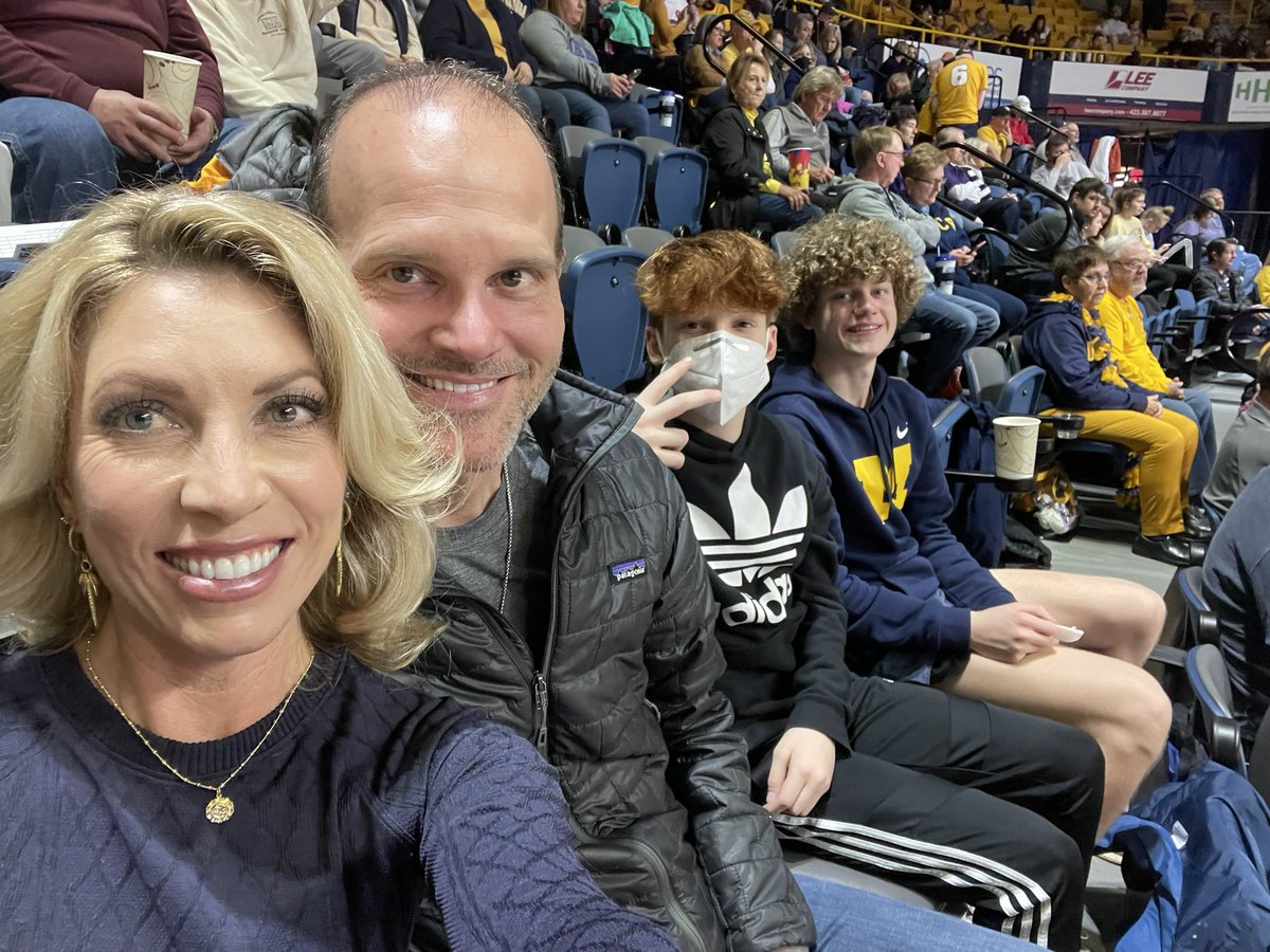 kararpowers's tweet photo. @GoMocsMBB @CBSSportsNet @GoMocsMBB Great wins against Furman!! https://t.co/xBakw34fAN