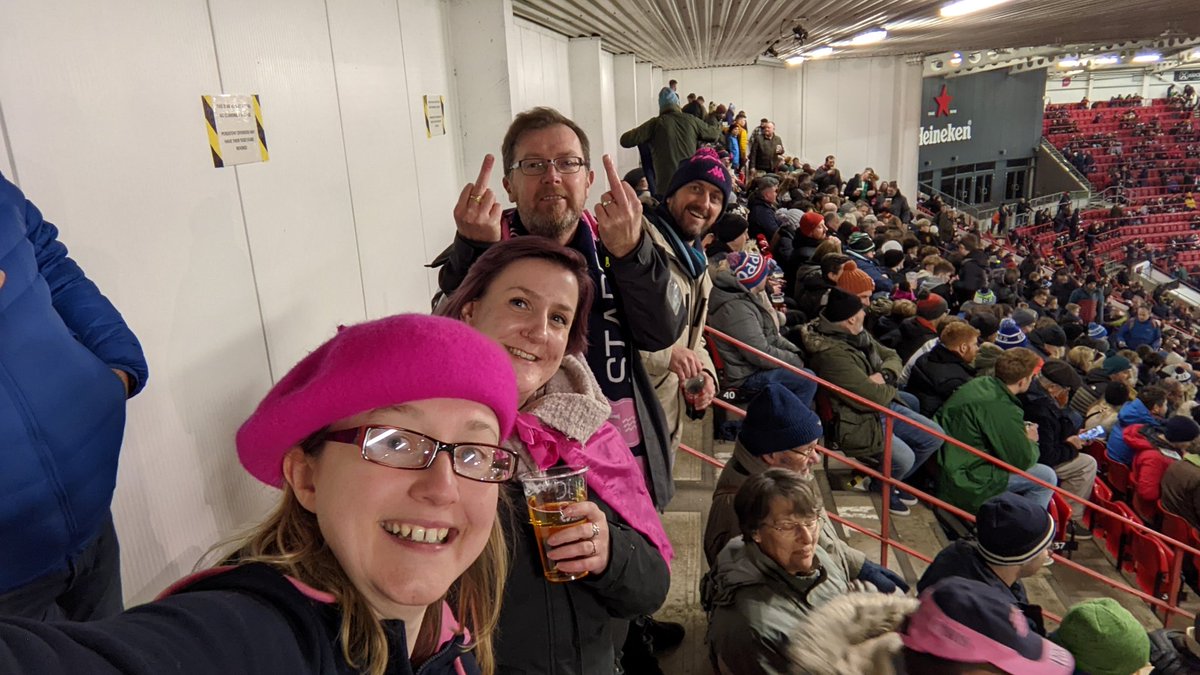 mazj_uk's tweet photo. We went, we saw, we didn't conquer. But a bloody great performance from @SFParisRugby tonight!
Written off and they stuck in. I said at half-time, there's fight in Stade today and there was 💪🏻
I did my bit too 📢😂
#Poussez
#BRIvSFP https://t.co/fWuICNNbxj