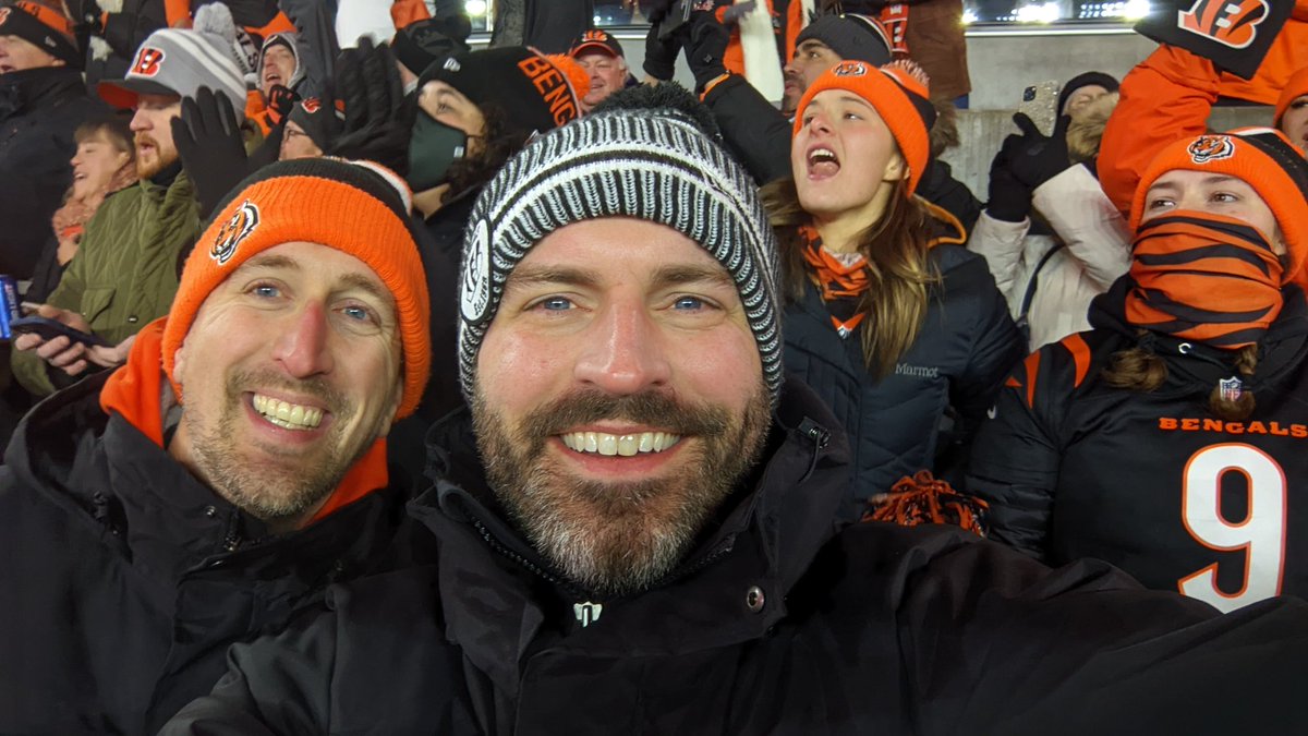 vpo7's tweet photo. Bengals win! Who-Dey! 31 years. #curseover https://t.co/TWhXiMyy7B