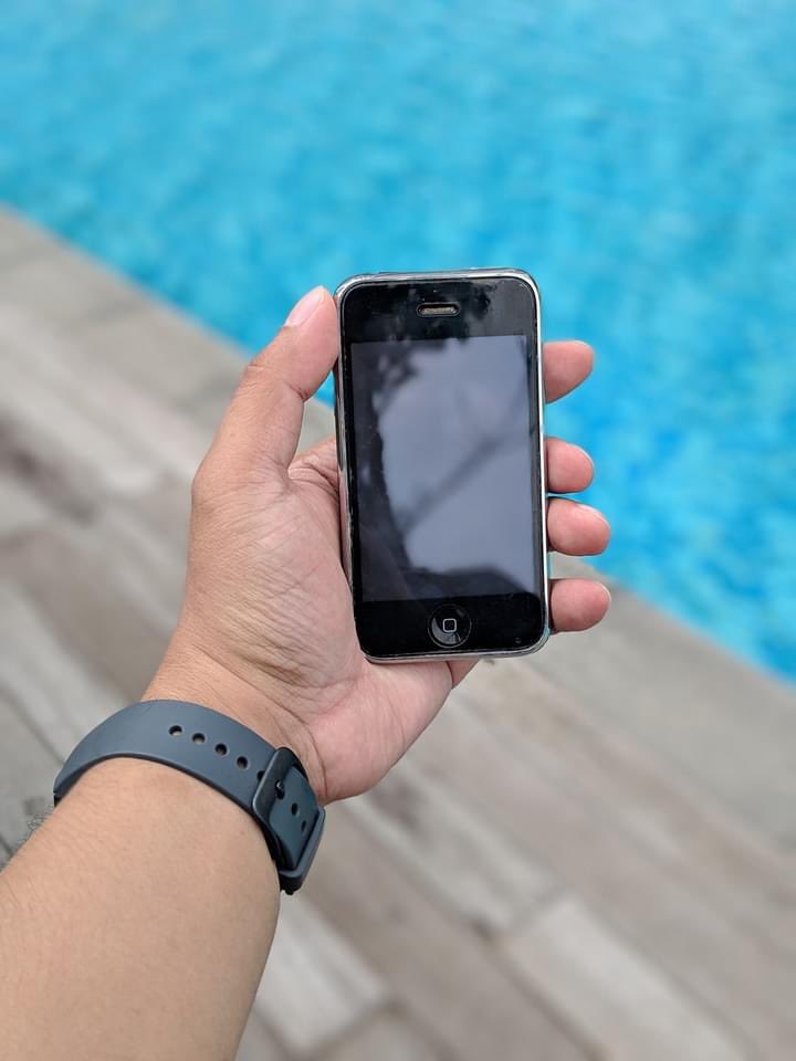 XavierNaxa's tweet photo. iPhone 3G dan iPhone XS
#sekilas
#iPhone https://t.co/1j5KtSgQAB