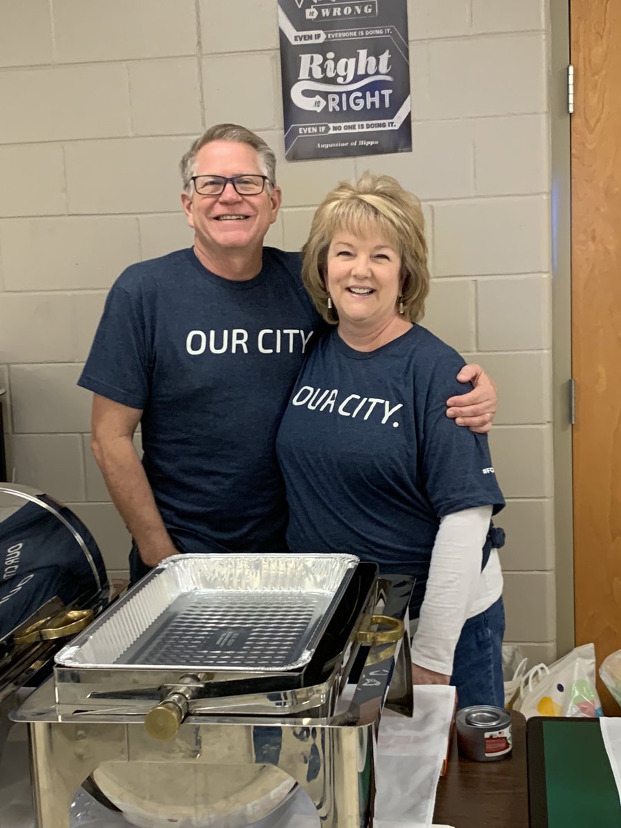 fbcocala's tweet photo. It’s an exciting day for high school basketball! 🏀 We’re helping with concessions tonight at @FHS_WildcatLife. Come say hi! 👋🏼 #forocala https://t.co/5zkRMic1Gl