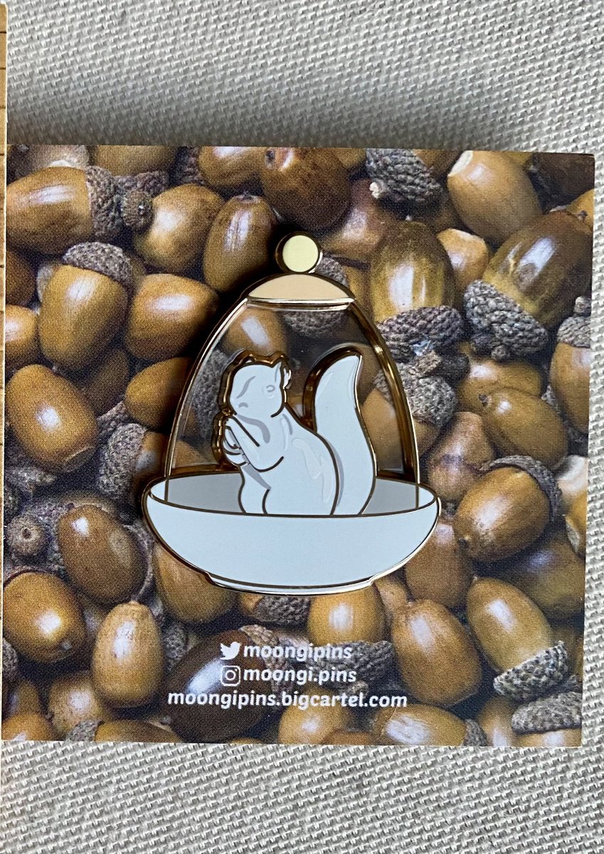 MichelleGoesON7's tweet photo. Pinuary Day 15: Funny Pin

Oh I have so many that make me laugh &amp; smile all the time! Here’s just a few. 
Squirrel Locked in a Garden: @MoongiPins 
Turtle Boys: @t_goldensisters 
Jump and Pose: (IG) mdmdesignshop 
Maknae Kiss: @kokomoonie https://t.co/S0su97yc2W