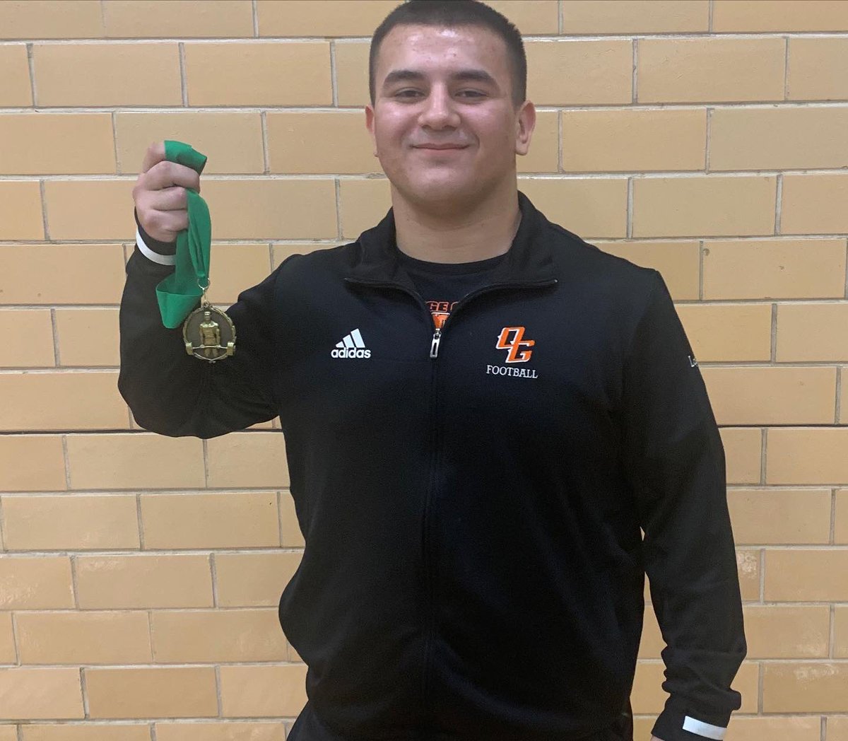 AthleticsOgisd's tweet photo. Day 2 of OG Powerlifting! The boys competed hard at the Bishop meet today. Congrats to Lance, Victor, and Tanner for finishing in the top three of their weight classes! #OGstrong #powerlifting https://t.co/qkjymDHMTu