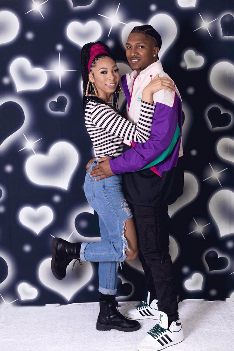 breadwinnnner_'s tweet photo. 90s R&amp;B kind of love🤎 

My photographer is located in BR. Book your shoots📸 https://t.co/ZIRfuSbiGf