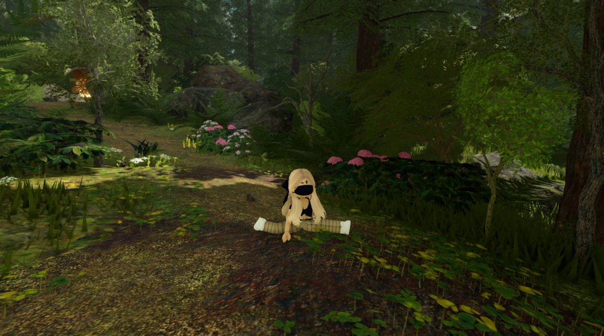 galactisies's tweet photo. Happy New Year to all! Today me and my friend decided to play the Realistic Forest Demo on Roblox! I definitely recommend checking these out heres the link for anyone who wants to: https://t.co/lqvKAIcRjj @Roblox https://t.co/0t2IBzSHZy