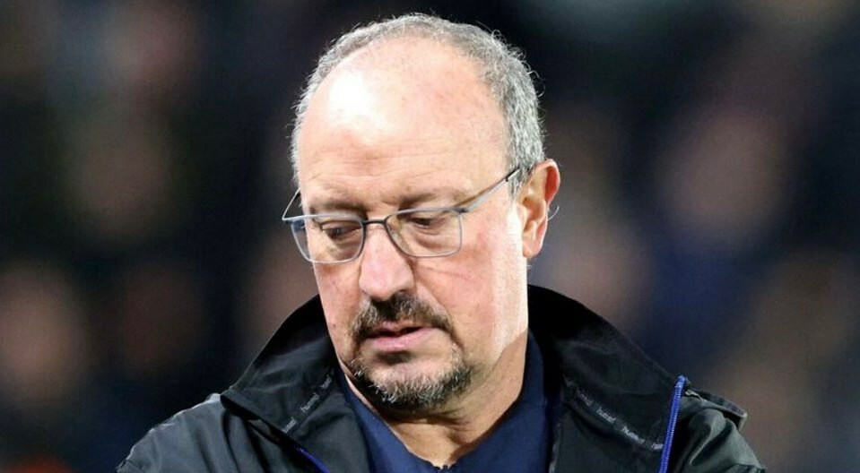 ToffeeTVEFC's tweet photo. Everton have sacked Rafa Benitez. Just sorting out compensation. Should be confirmed by Monday at the latest. #EFC

Source -  @sportspeteO https://t.co/L4KZXD2sVg