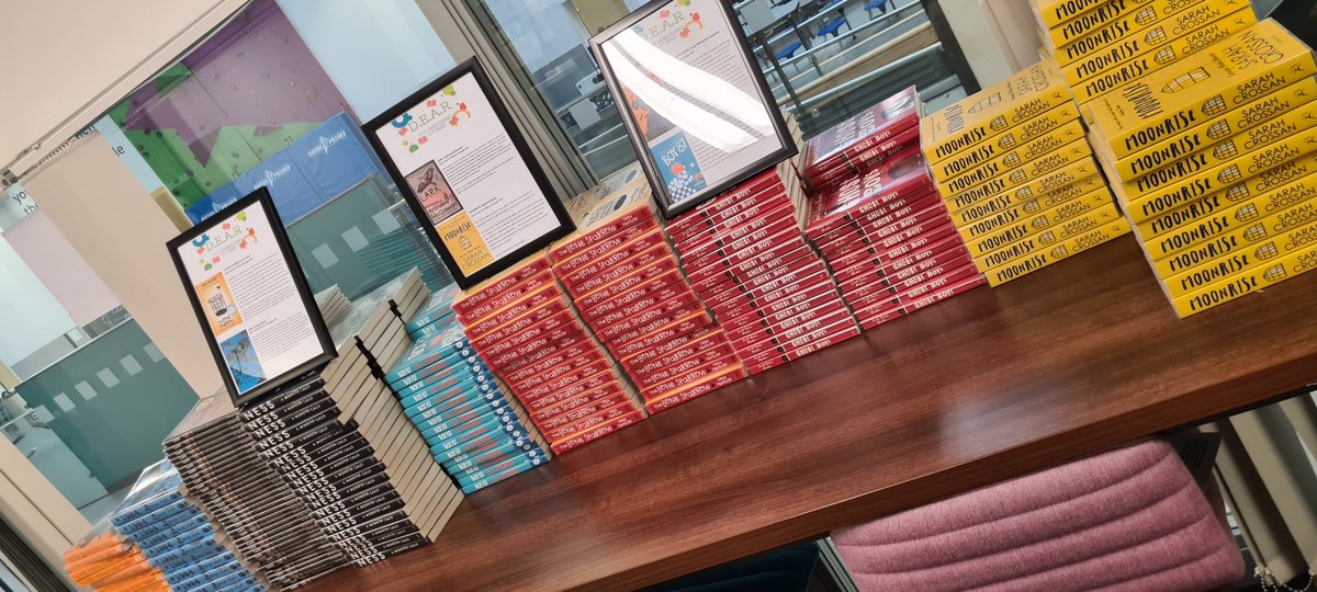 MissPowellEng's tweet photo. Ordered our new DEAR class readers from @BooksMbe amazing prices and they come with plastic covers to keep them safe. Excited to see how years 7-10 find them next week 🤗 #literacy #classreader https://t.co/IzpR9YRCHm