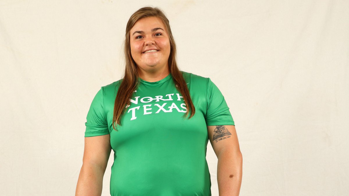 MeanGreenTFXC's tweet photo. 🥉 @MacaylaRN takes 𝙩𝙝𝙞𝙧𝙙 in the women's shot put!

📈 45-¼ (13.72m)

#GMG 🟢🦅 https://t.co/1MTyu273r6