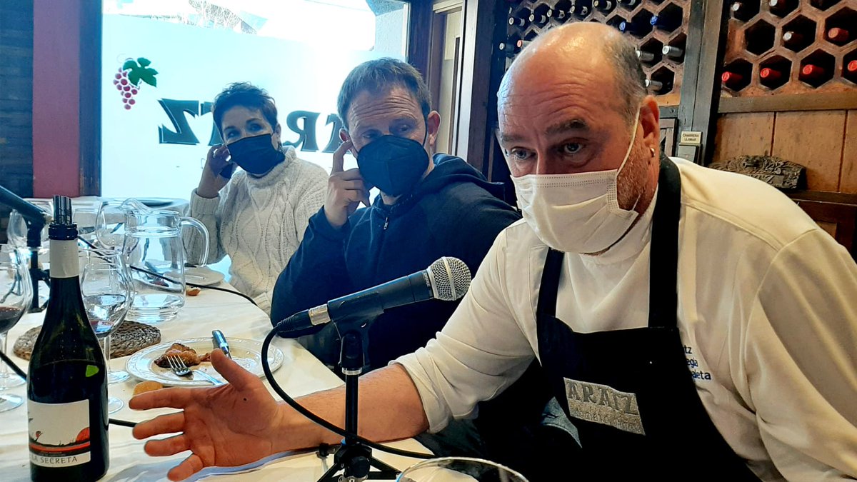Escucharemos a...
🎙Ramón Errasti <a href="/BodegasMitarte/">Bodegas Mitarte</a>
🎙Ruth Mozo <a href="/GetariakoTxakol/">GetariakoTxakolina_DO</a> 
🎙Iker Zabaleta <a href="/AratzErretegia/">Aratz Erretegia</a> 
🎙 <a href="/Cristina_Lage/">Cristina Lagé Manich</a> <a href="/SSTurismo/">Visit San Sebastian</a> 
🎙 Juanma Garmendia #SlowFood Donostia "Germán Arrien"
