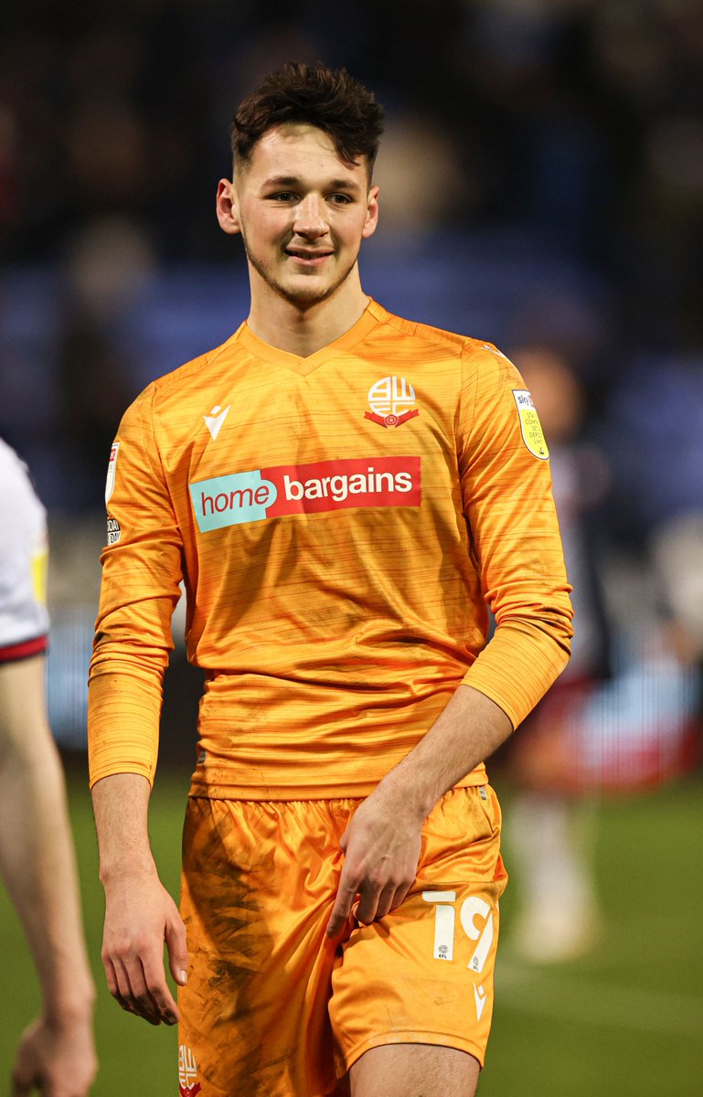 OfficialBWFC's tweet photo. ☑️ Three points.
☑️ Clean sheet.

⛔️ A debut to remember between the sticks for @Jamestrafford6. https://t.co/OawocYd7BN