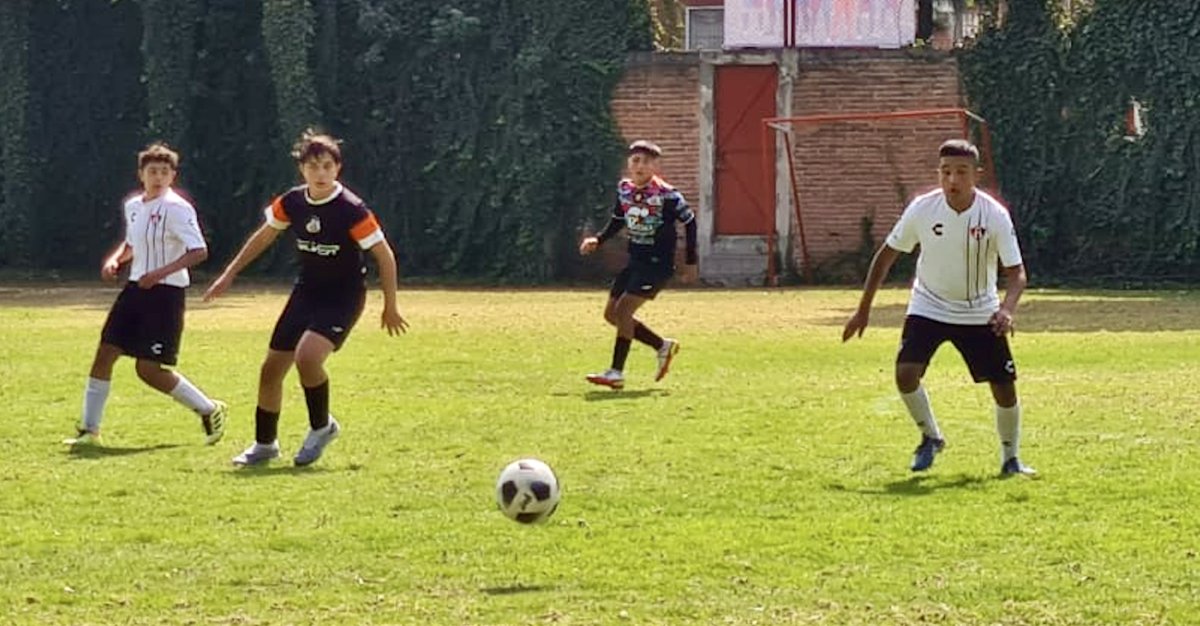 futsat's tweet photo. #Semillero #Futsat
#LMFB
🦊 vs 🦗Alebrijes https://t.co/taFP5gresS