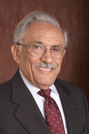 KhalfaniDrummer's tweet photo. RIP Rev Dr. Henry Mitchell. Great preacher, writer, drum major for justice—great man https://t.co/egr3a2ScEX