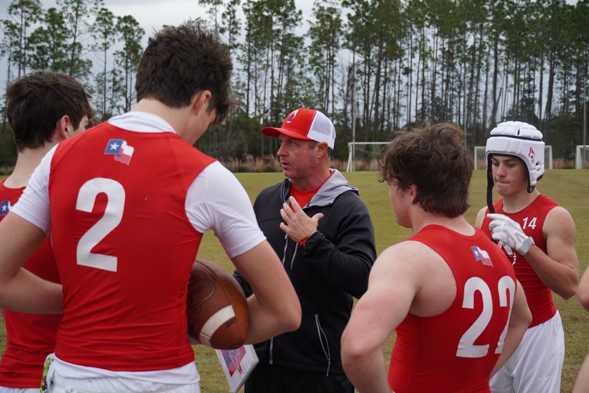 TexasEpic7v7's tweet photo. That's a wrap for day one in Panama City.

Back at it tomorrow for the @sdlegends7v7 tournament round. Let's go! #TexasEpic https://t.co/8jHLaW5xdZ