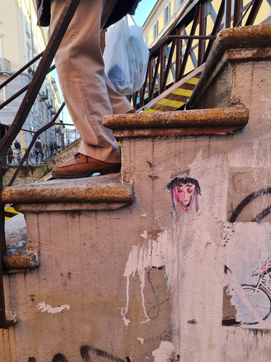 johnpeterart's tweet photo. Today in Milan! 🔖

RAW CREEPY FACES https://t.co/vcYLHYsK5b