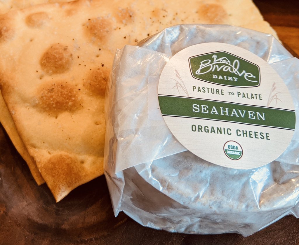 Big Cheese = Shining amongst its competitors.

#goodfoodawardswinnersof2022
#seahavenforthewin
#congratstotheotherartisans
#whenyourcheesestandsout
#pasturetopalate