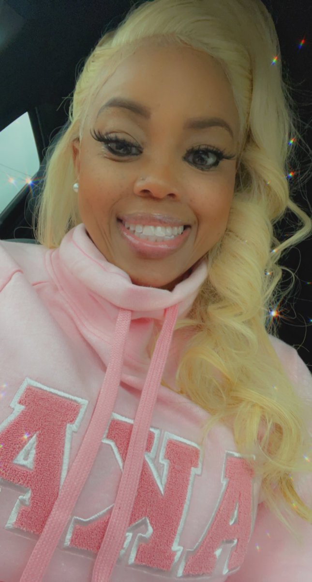 Coach_Clucas11's tweet image. Happy AKAVERSARY Sorors!! Sending sisterly love 💚💕💚💕 #lovemyLS #alphatheta #Fall05