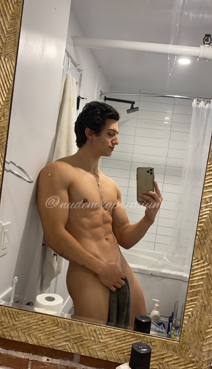 __nudeguys's tweet photo. ONLYFANS DISPONIBLE 🔥
@nudemxgpremium UNETE! PAGAS SOLO 1 VEZ, MANDA DM 💰 https://t.co/dK6Jp6B22A