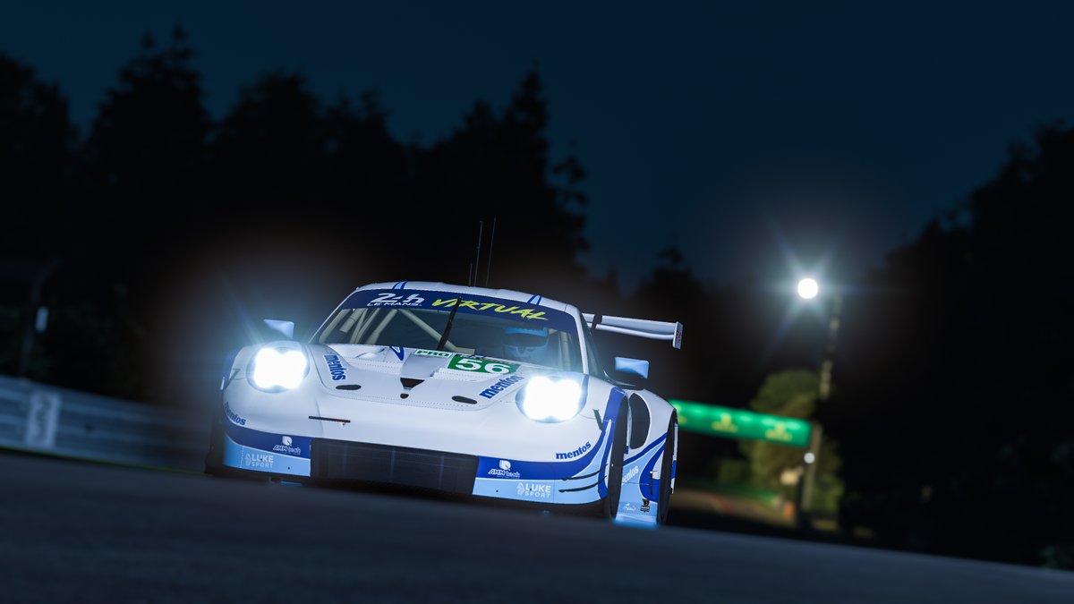 PorscheRaces's tweet photo. #LeMansVirtual - Darkness has fallen over the Circuit des 24 Heures. The @LeMansVirtual 24h race is in between a decisive phase, and the night-time atmosphere offers very special images...
#PorscheEsportsTeam #NeverNotRacingReloaded #WEC https://t.co/O8BdGF009j