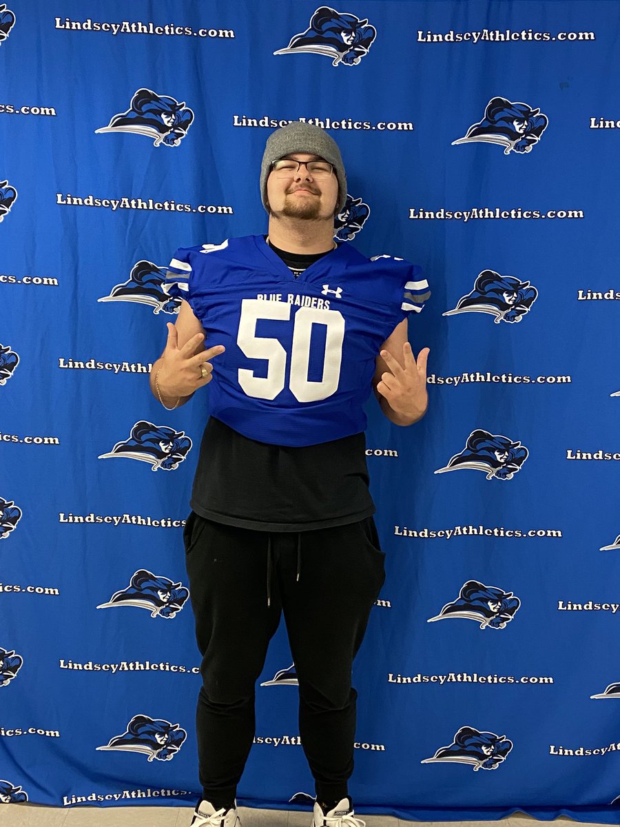 RichardHuth8's tweet photo. Really enjoyed the visit to lindsey Wilson and getting to talk with @CoachMWright and the @LWC_Football staff really nice school and I am excited for future talks with the coaches🔥🔥🔥 https://t.co/OgfBTg55WP