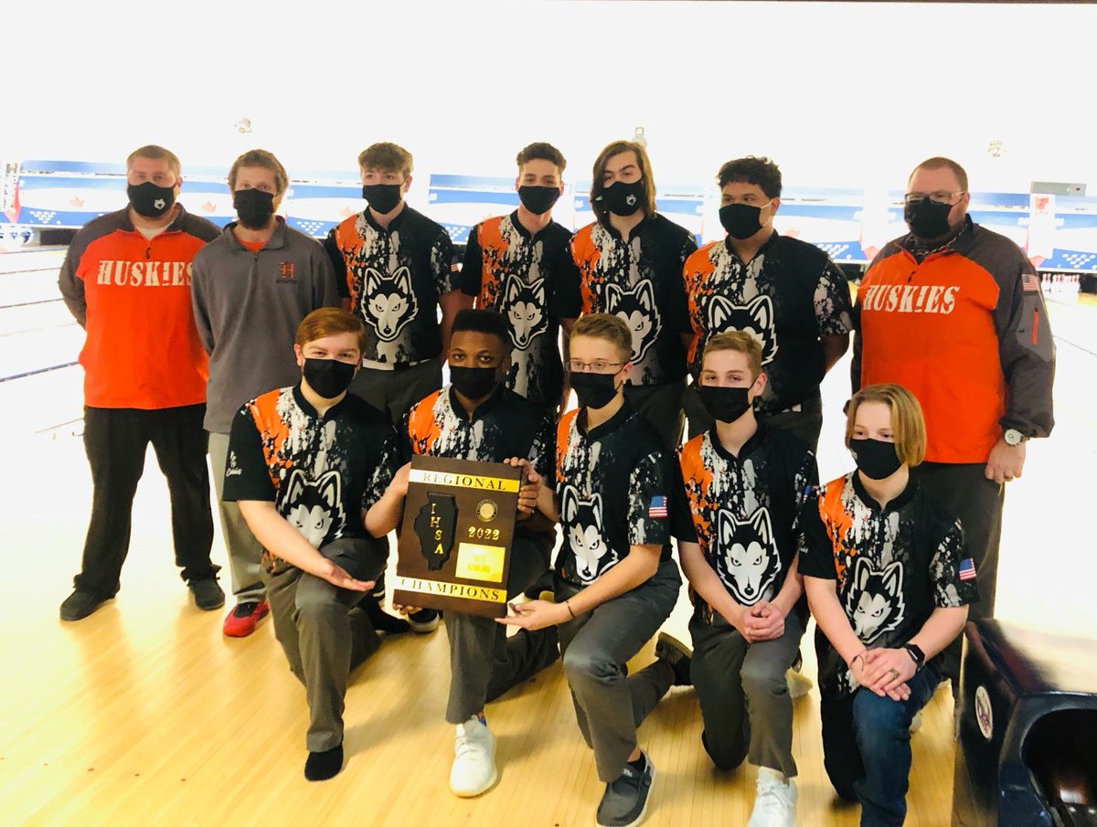 🚨🚨#hardwarealert  ⁦<a href="/HarlemBoysBowl/">Harlem Boys Bowling</a>⁩ takes the regional championship with a team total of 6731! 🎳 keep it up rolling into next week’s sectional at Viking Lanes! ⁦<a href="/HSD122/">Harlem School District 122</a>⁩ ⁦<a href="/HarlemHS/">Harlem High School</a>⁩