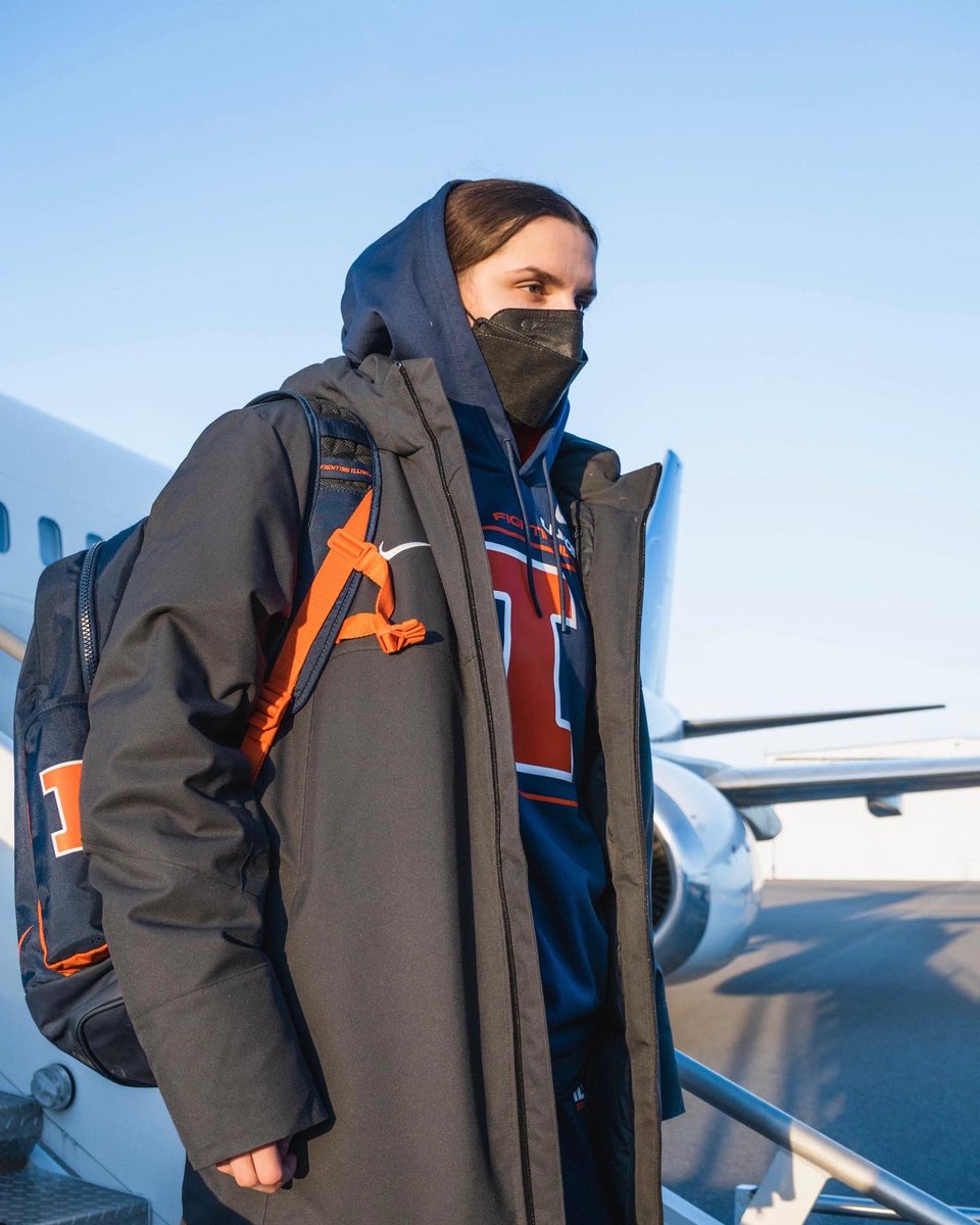 Touched down in Happy Valley ✈️ 

#Illini