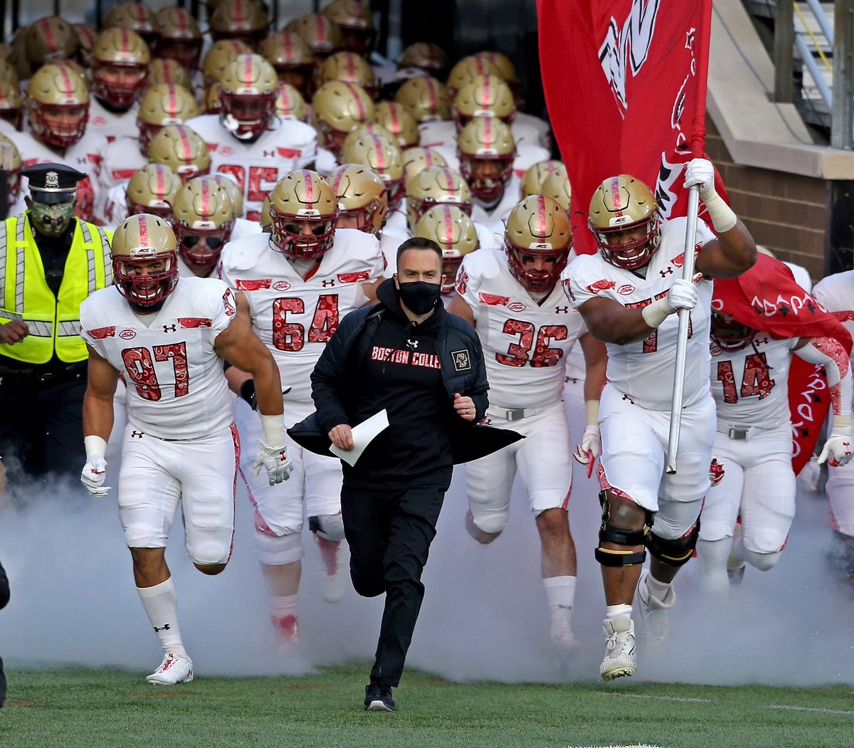 Tthomas4504's tweet photo. I am blessed to say I have received my first d1 offer from Boston college🦅.  @CoachV_Yagi @TemLuke_Abu @coachjameswill @Marcus_Gomez34  @MarshallBuffs https://t.co/1ZzXujpbbx